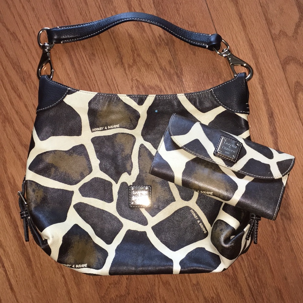 dooney and bourke purse and wallet matching set.